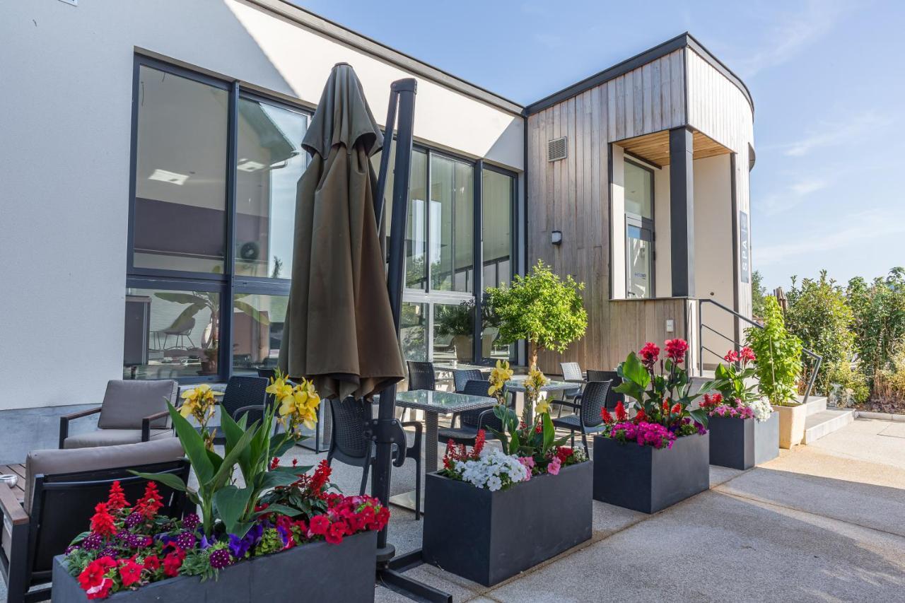 Logis Aux Maisons Eksteriør billede