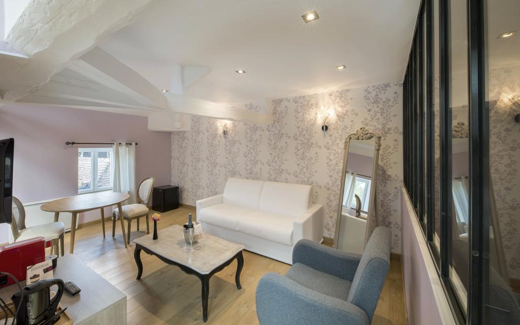 Logis Aux Maisons Eksteriør billede